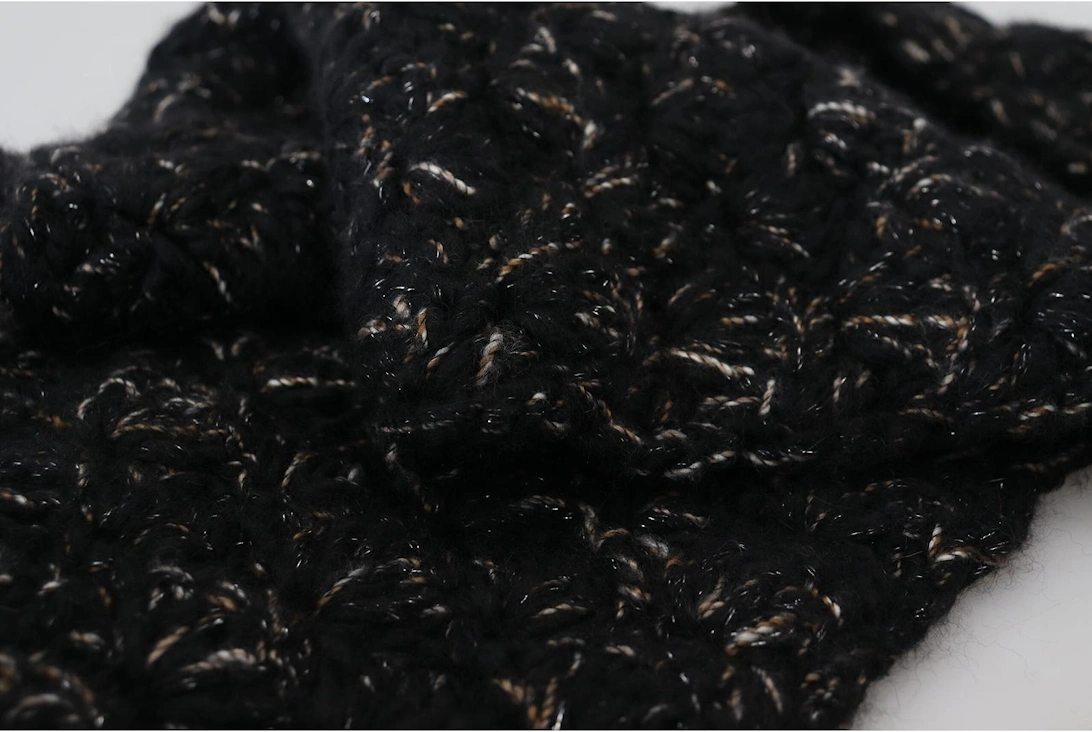Luxurious Black Wool Blend Scarf with Logo Details Women Scarves