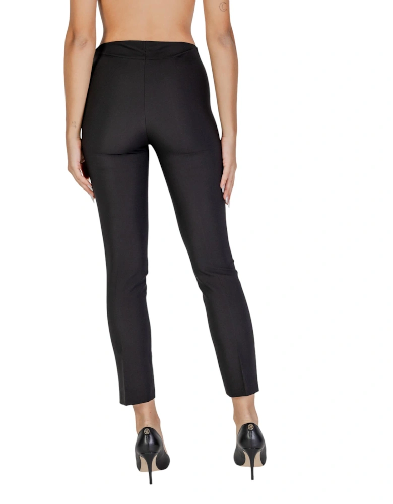Slip-On Plain Trousers Women - Black