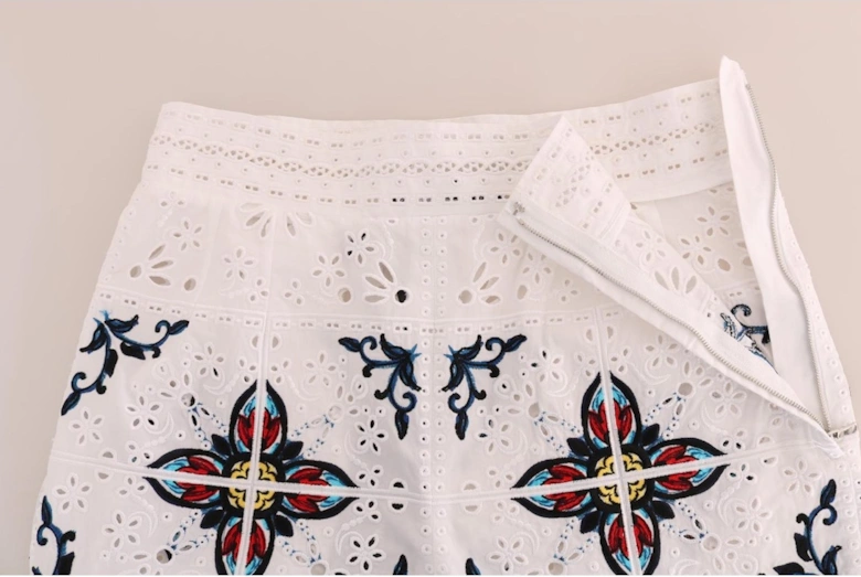 Floral Eyelet Cropped Pants Women - Multicolor Jeans