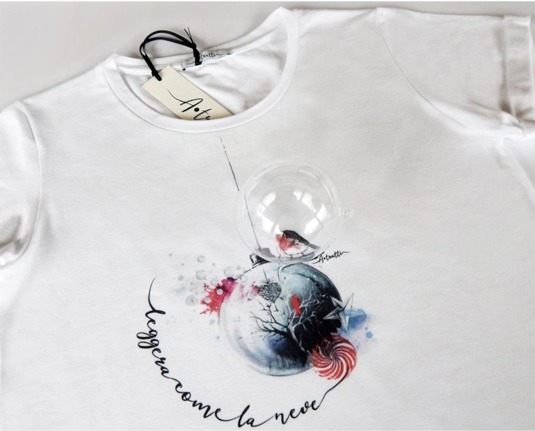 Birds Globe TShirt Short Sleeve Relaxed Fit Women - White T-Shirts