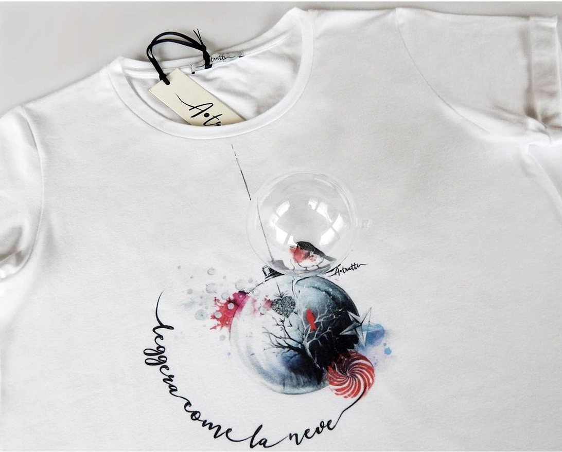 Birds Globe TShirt Short Sleeve Relaxed Fit Women - White T-Shirts