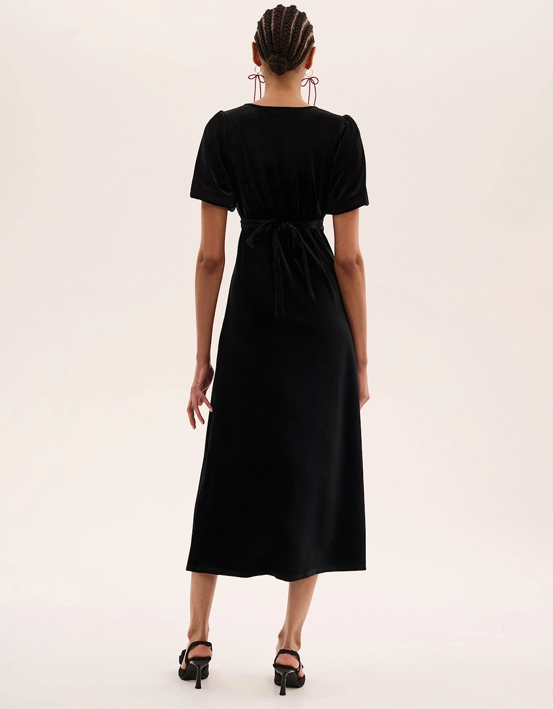 Rosie Velvet Dress in Black