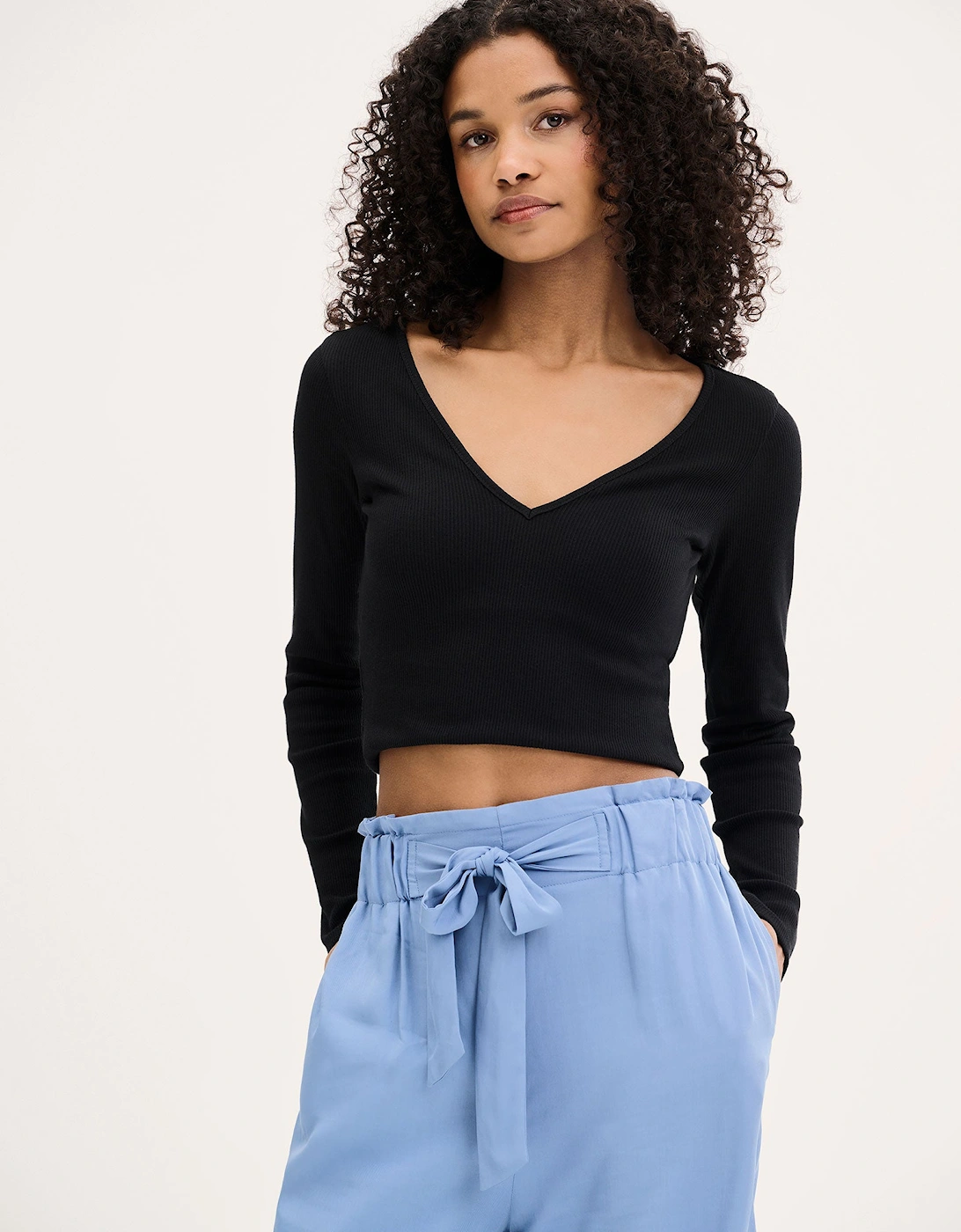 Sierra V Neck Crop Top in Black, 5 of 4