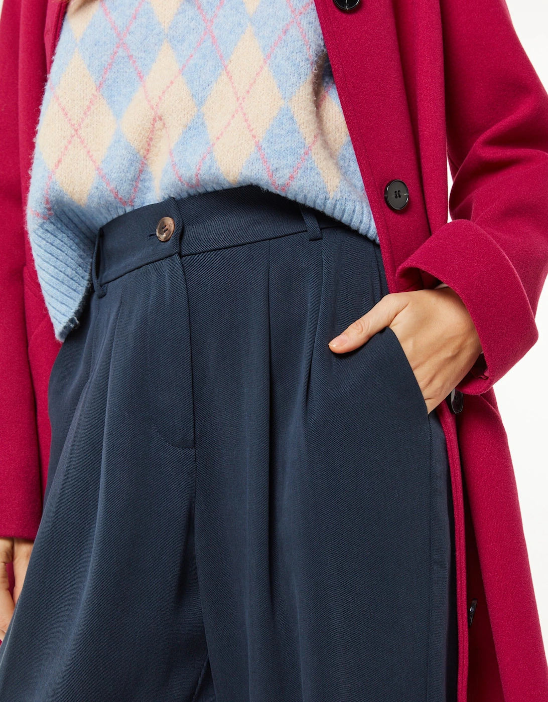 Cinnamon Straight Leg Trousers in Navy