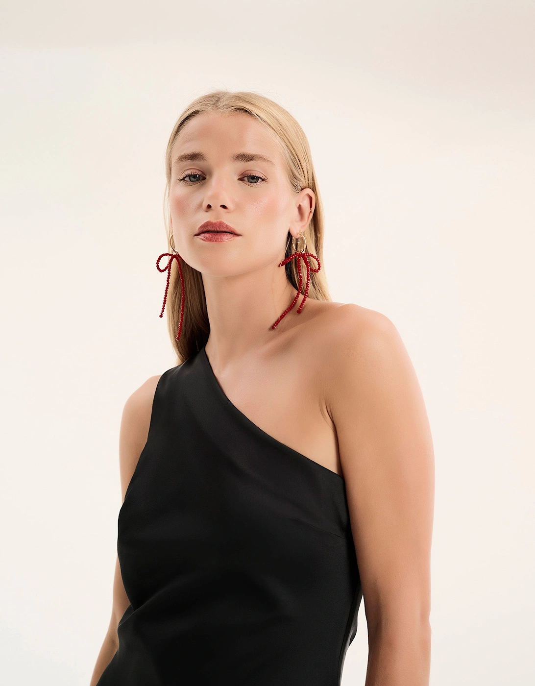 Uma One Shoulder Dress in Black