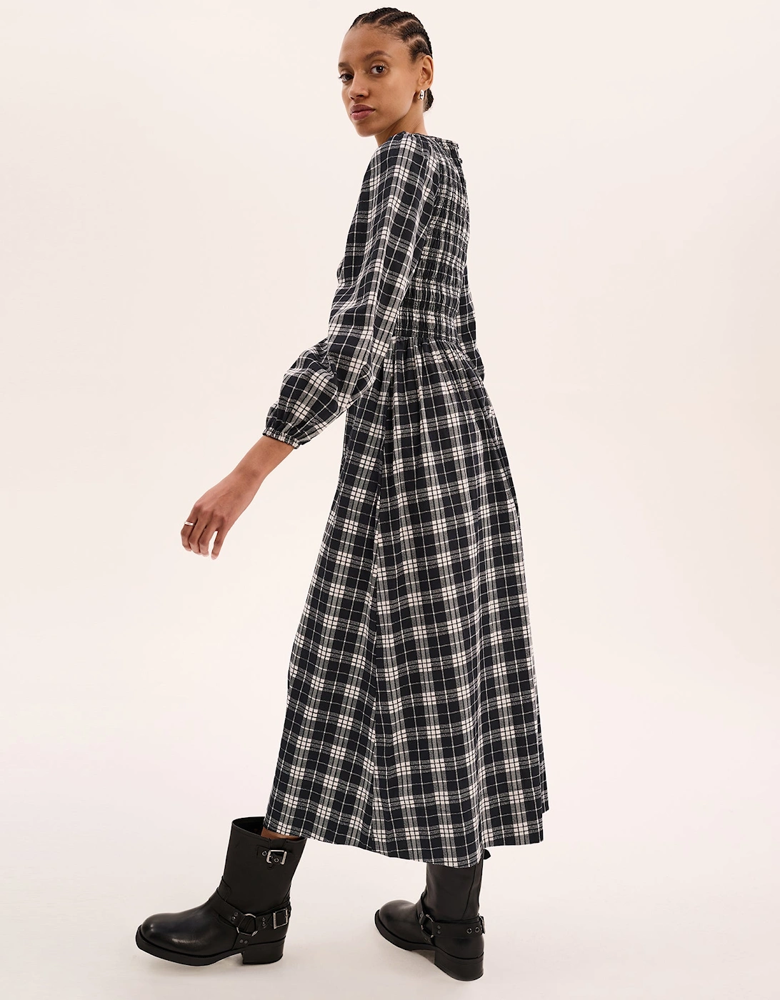 Saint Dress in Mono Check