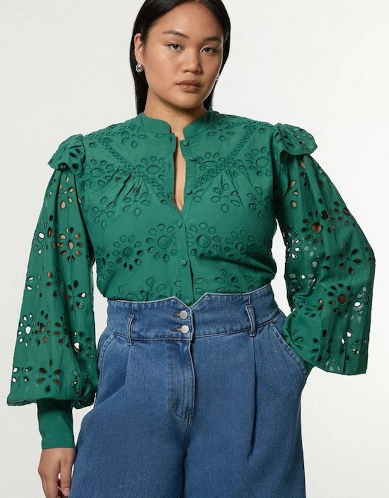 Plus Size Broderie Woven Blouse With Guipure Trim