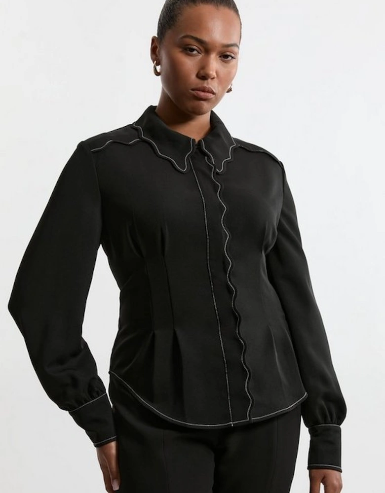 Plus Size Scallop Trim Woven Crepe Blouse