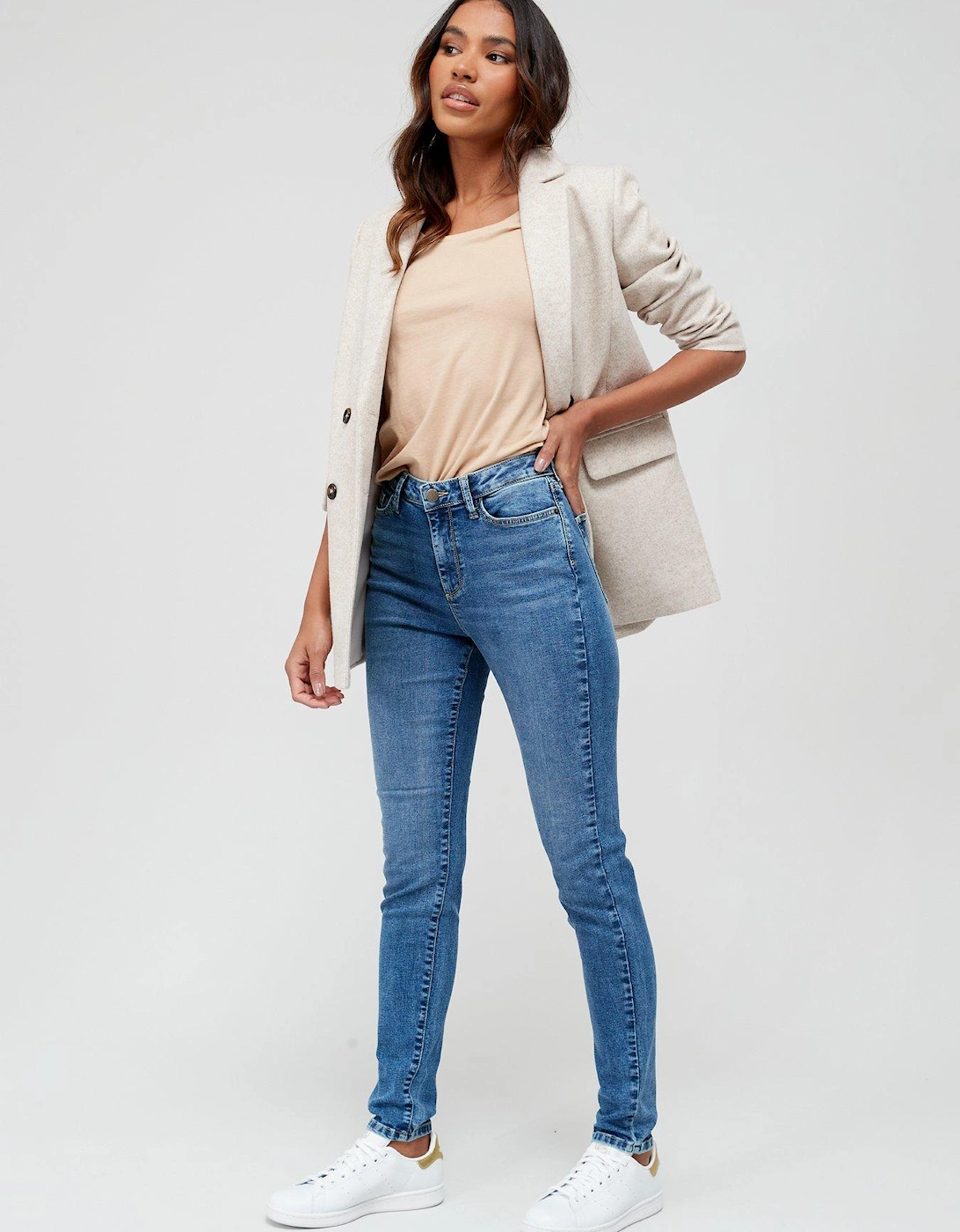 Relaxed Skinny Jean - Midi Wash