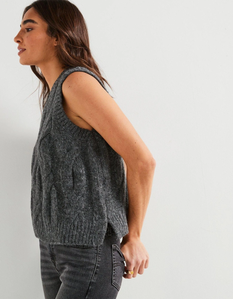 Isabel Cable Vest - Charcoal Heather Grey