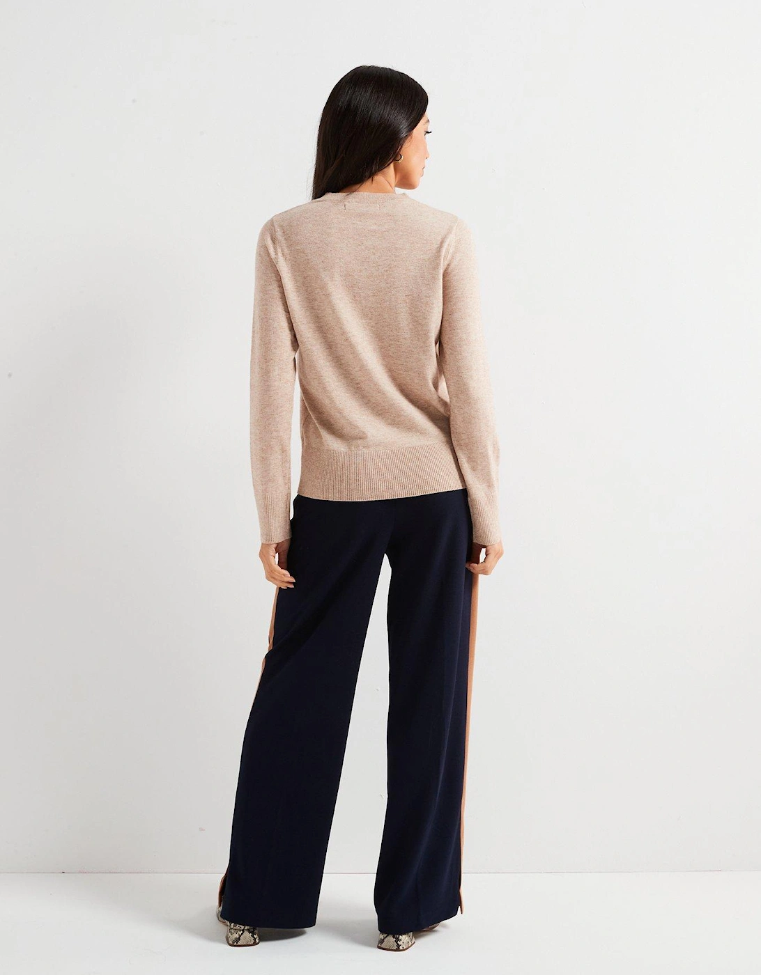 Relaxed Crew Neck Jumper - Beige