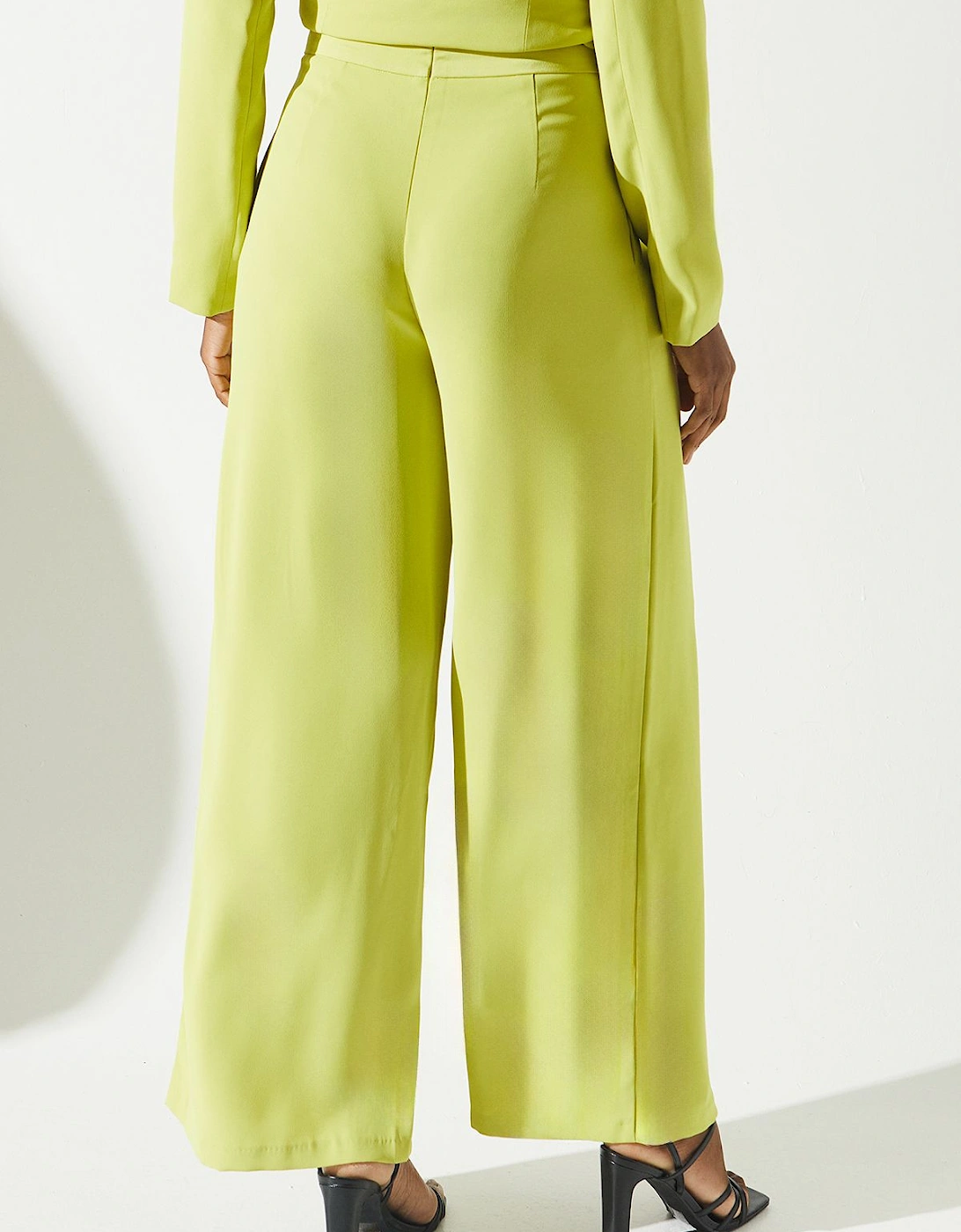 Wide Leg Trouser With satin Pleated Waistband