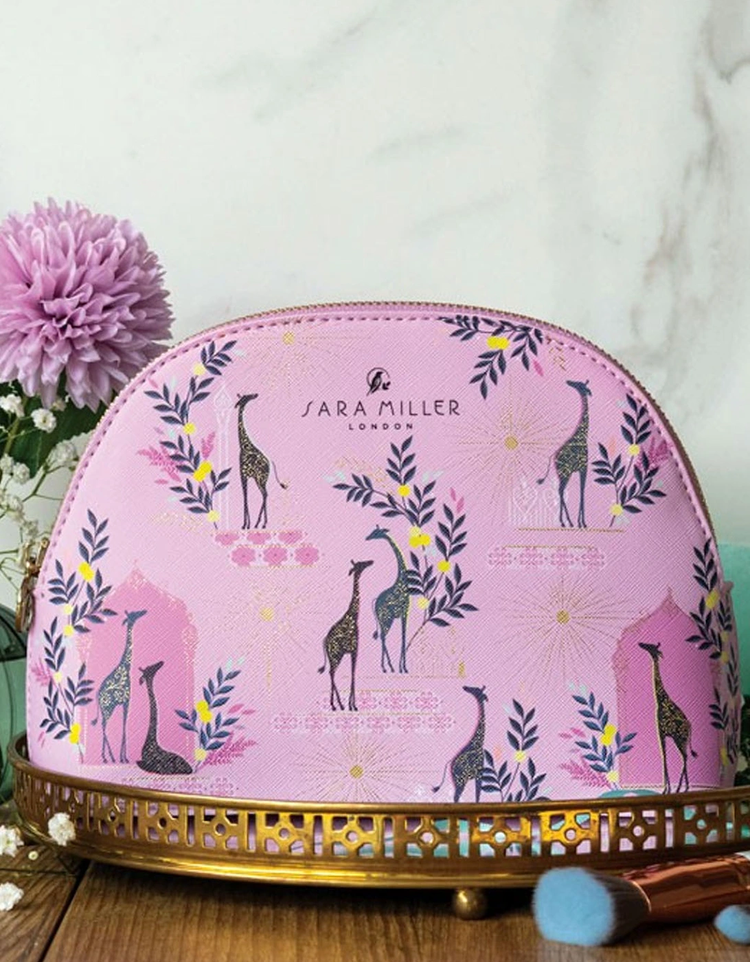 Basking Giraffes Medium Cosmetic Bag Pink