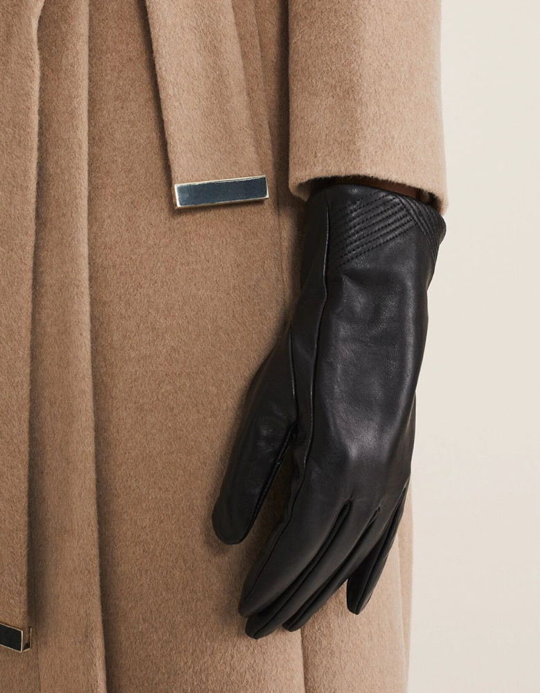 Pleat Detail Leather Gloves