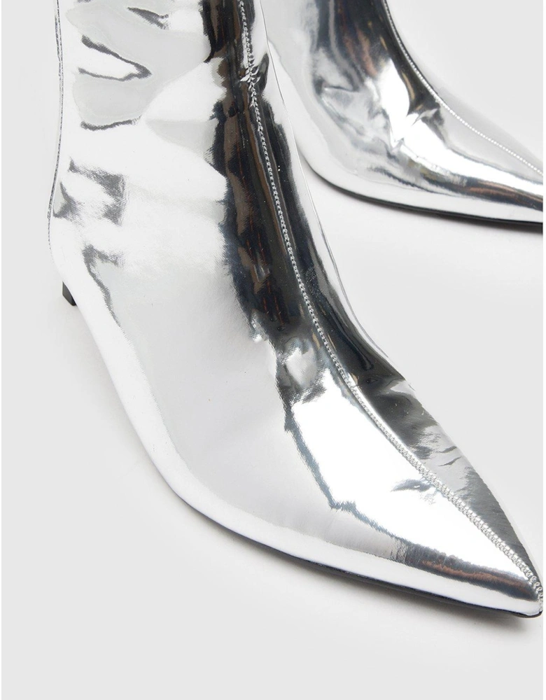 Brynn Kitten Heel Boot - Silver