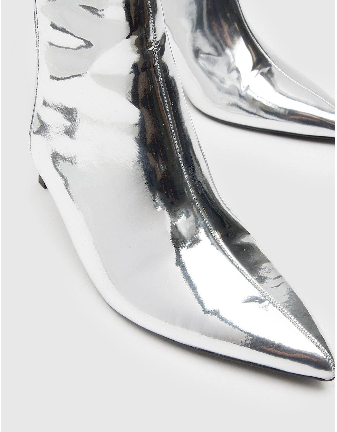 Brynn Kitten Heel Boot - Silver