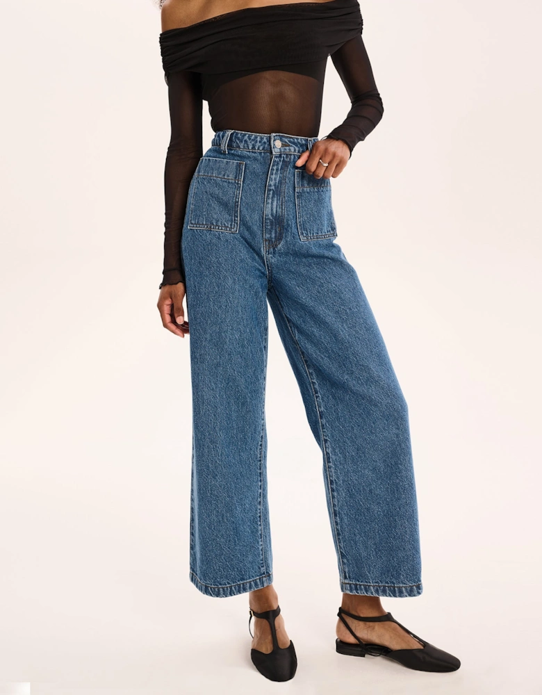 Orielle Cropped Jean in Mid Wash