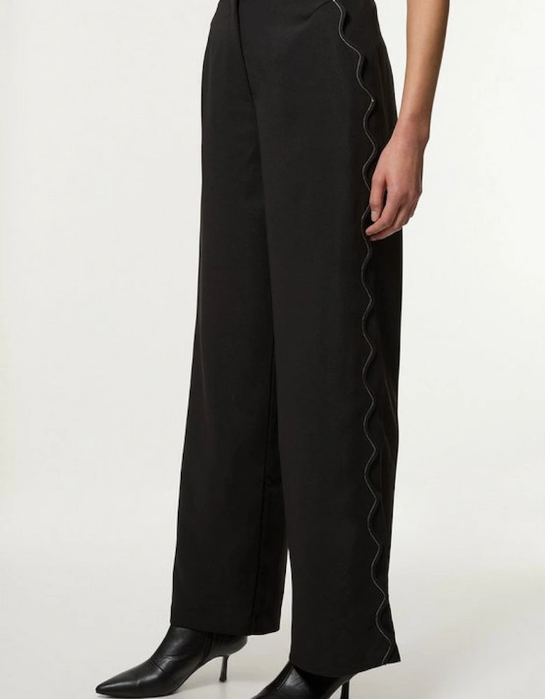 Scallop Trim Woven Crepe Trouser