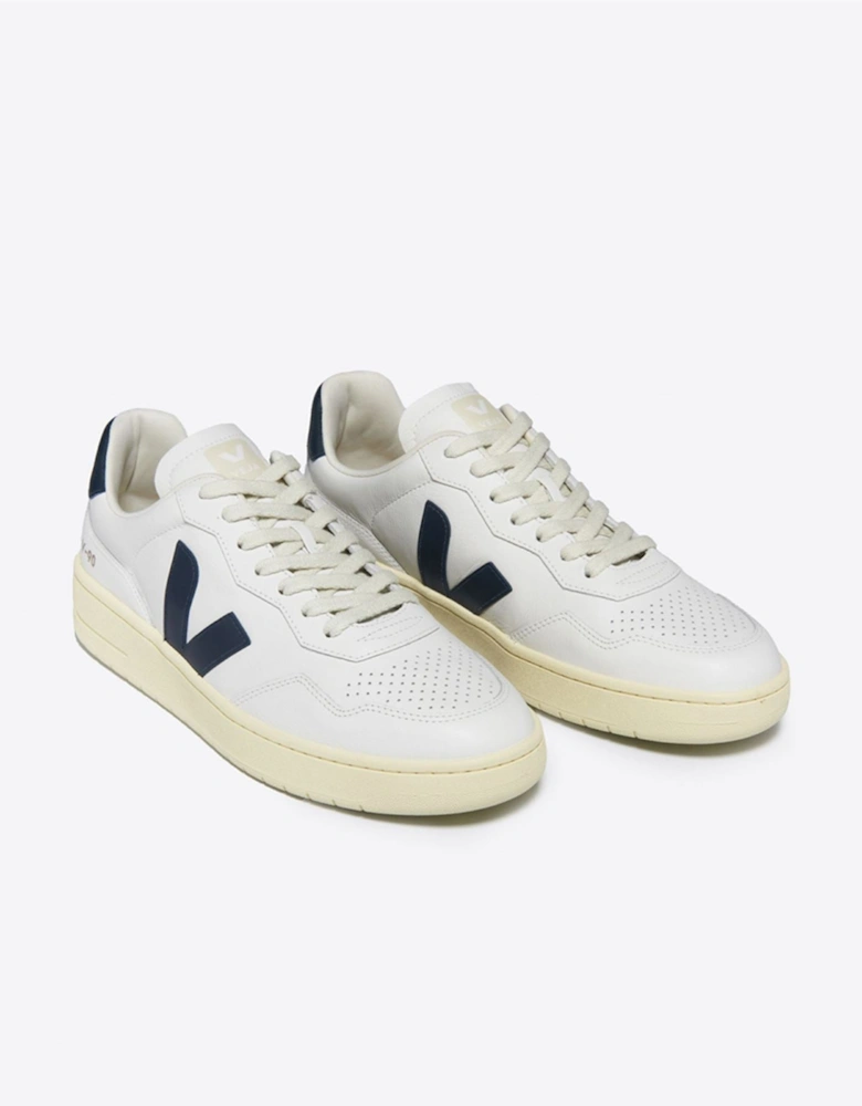 - VD2003656A WOMENS V-90 WHITE/NAVY