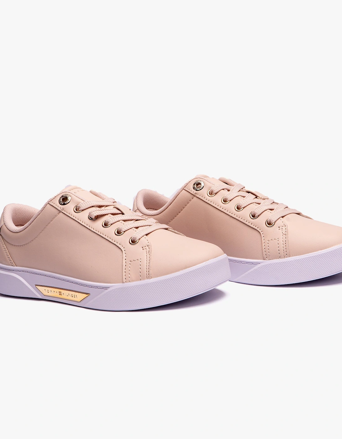 GOLDEN COURT Womens Trainers Cashmere Creme