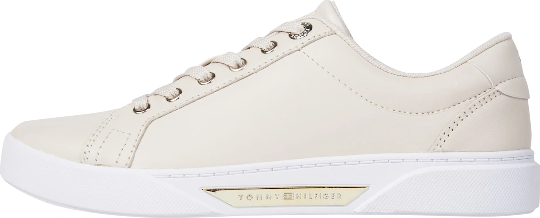 GOLDEN COURT Womens Trainers Cashmere Creme