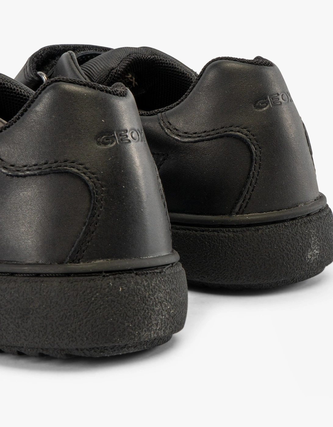 J THELEVEN Boys Trainers Black