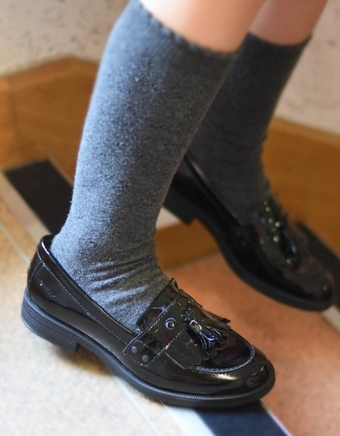 Geox Girls Black 'S Jr Agata Moccasin Tassel School Shoes Patent - : Size 2.5 Kids