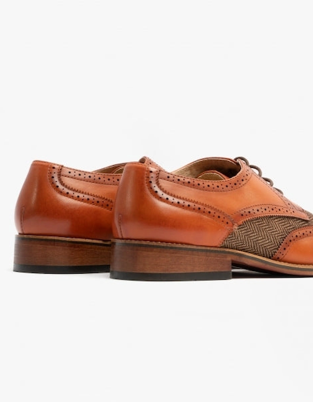 DANIEL Mens Lace Up Brogues Tan