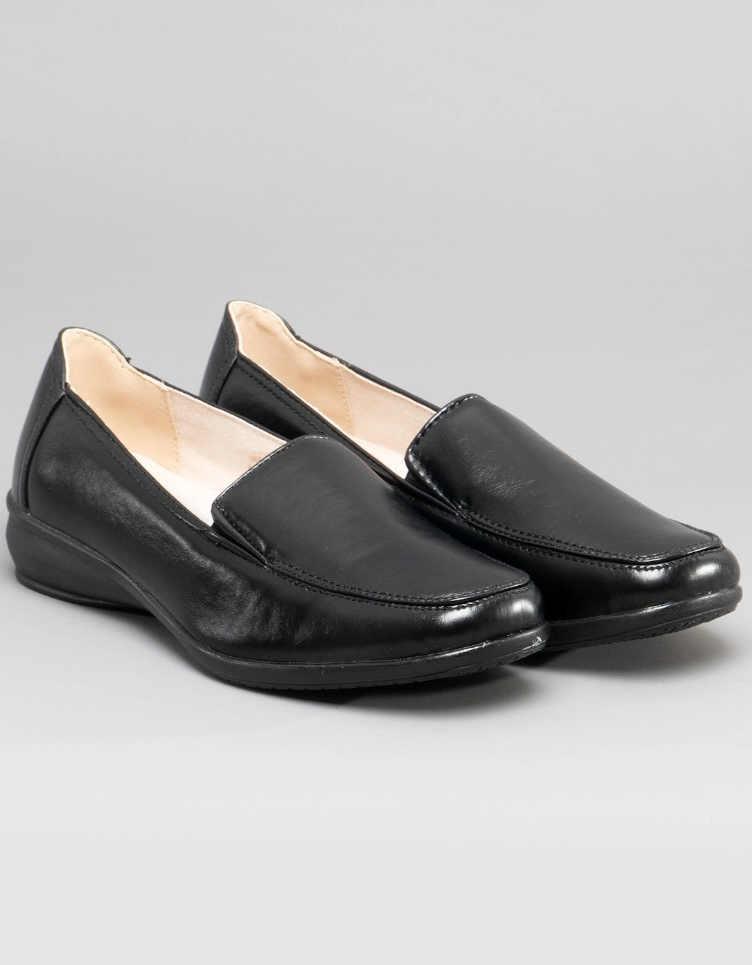 SALLY Womens Slip-On Loafers Black