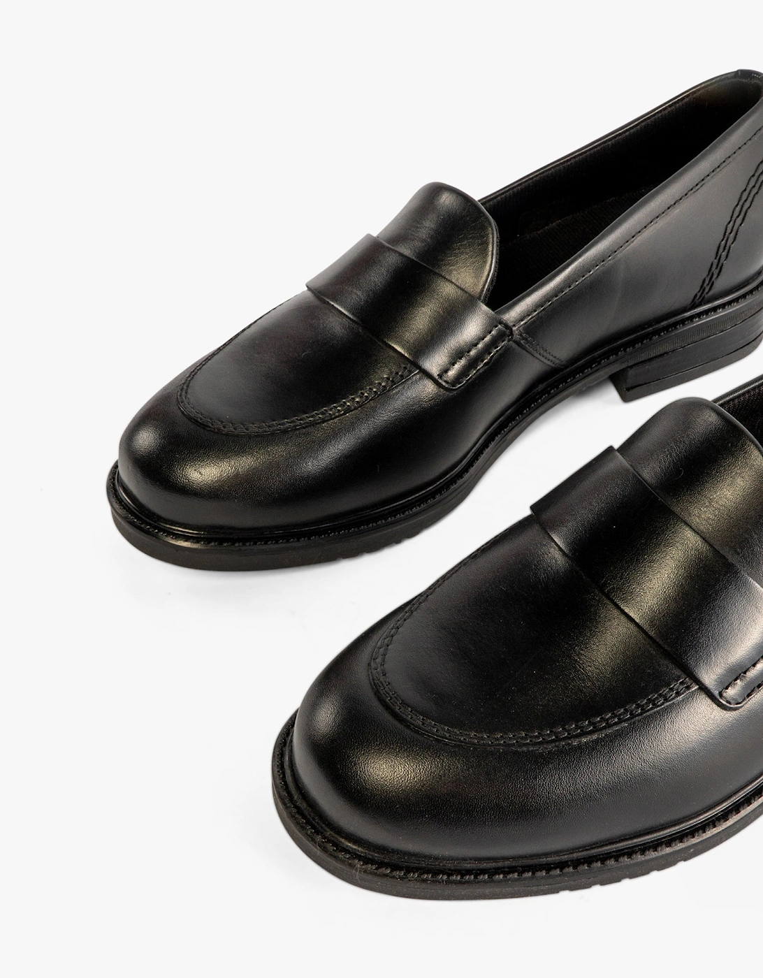 114819 LACH Girls School Shoes Black
