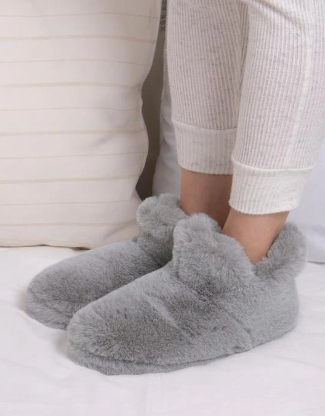 FAUX FUR Boot Slippers Womens Grey