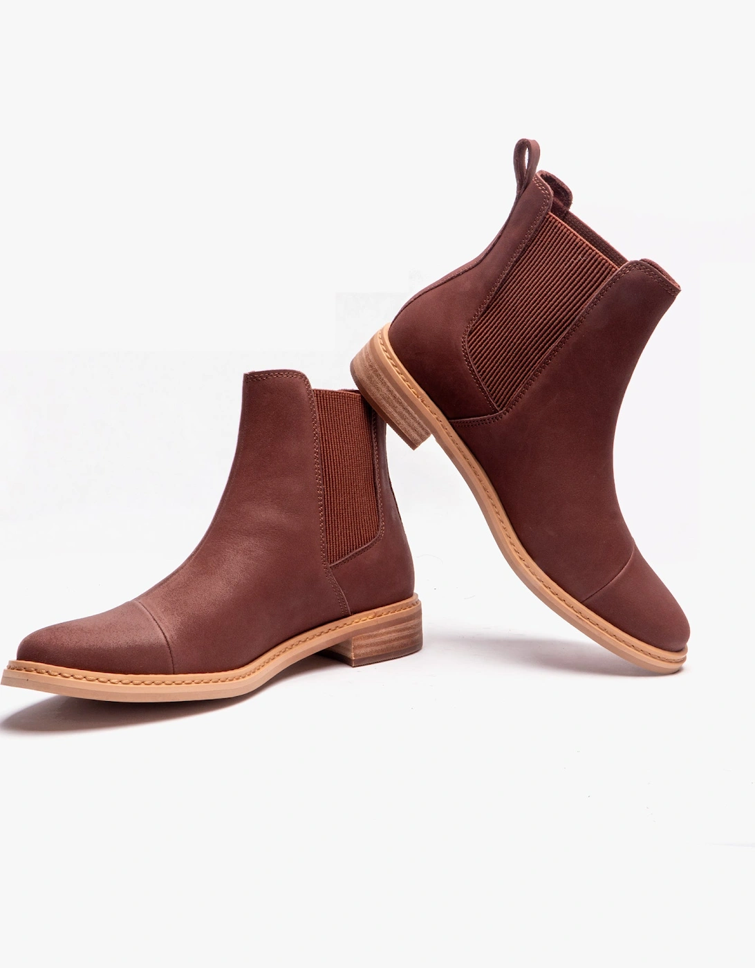 CHARLIE Womens Boots Chestnut