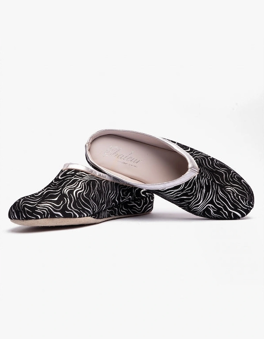 GEONNA Womens Mule Slippers Black/Silver