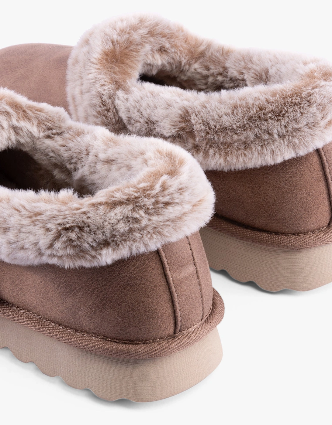 169027/TPE COZY UP Womens Slippers Taupe