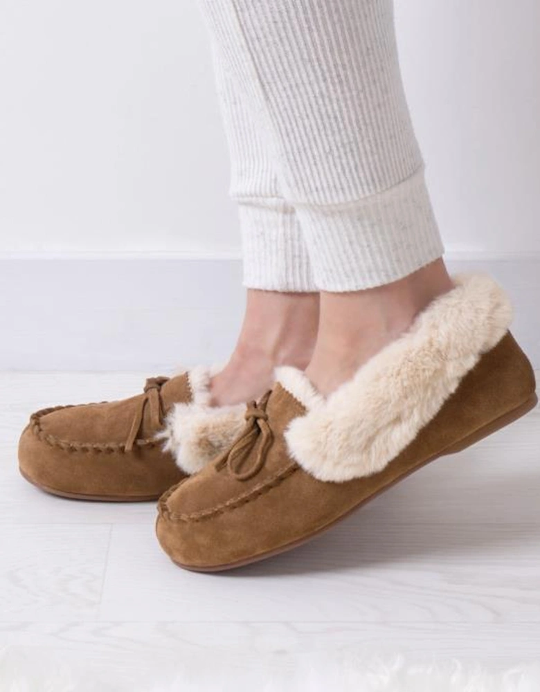 Isotoner GENUINE SUEDE MOCCASIN WITH FAUX FUR LINING Womens Tan