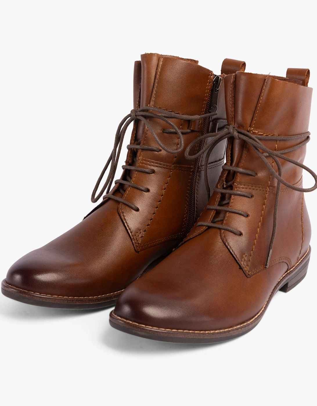 25133-41-305 Womens Boots Cognac