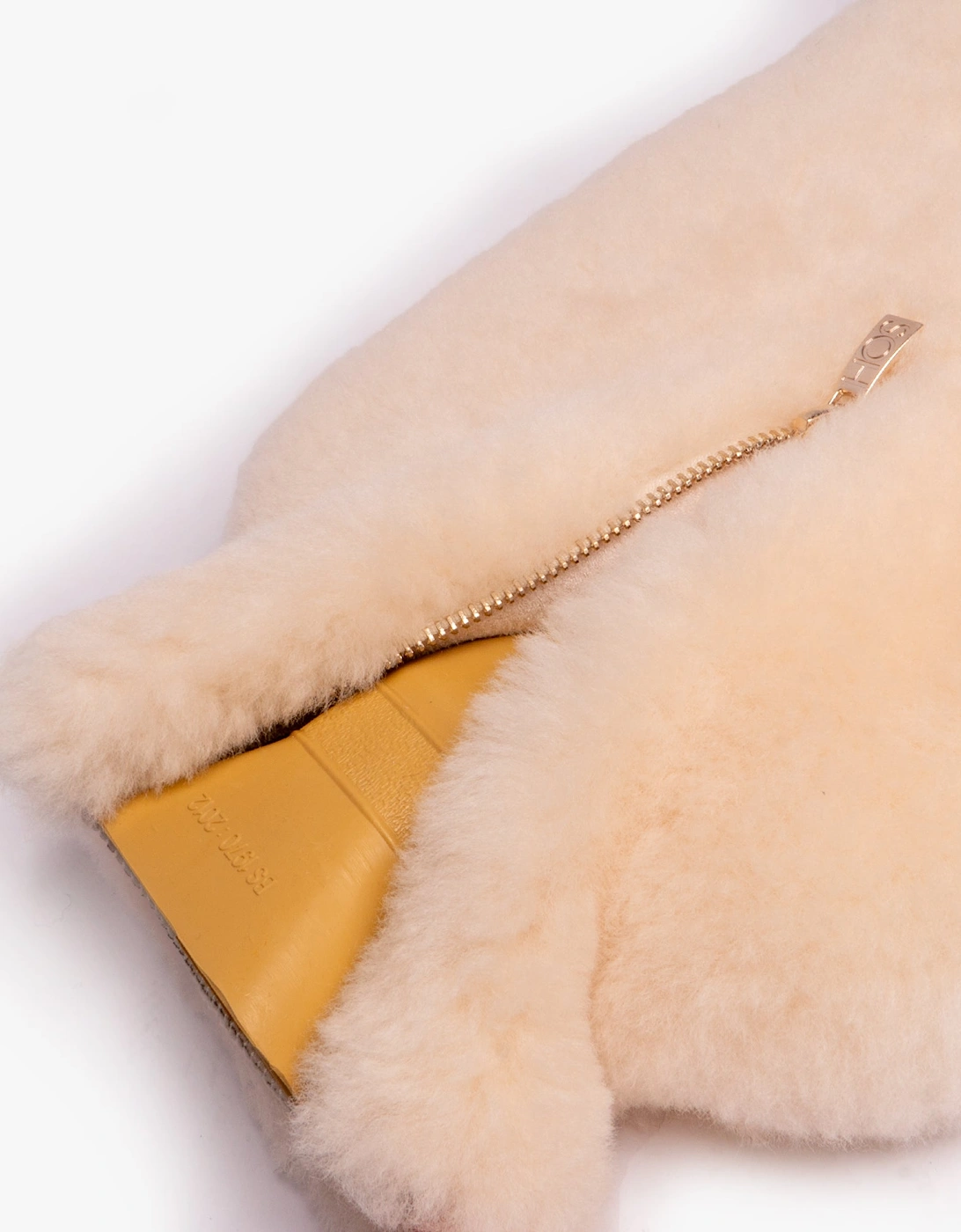 IRIS Sheepskin Hot Water Bottle Cream