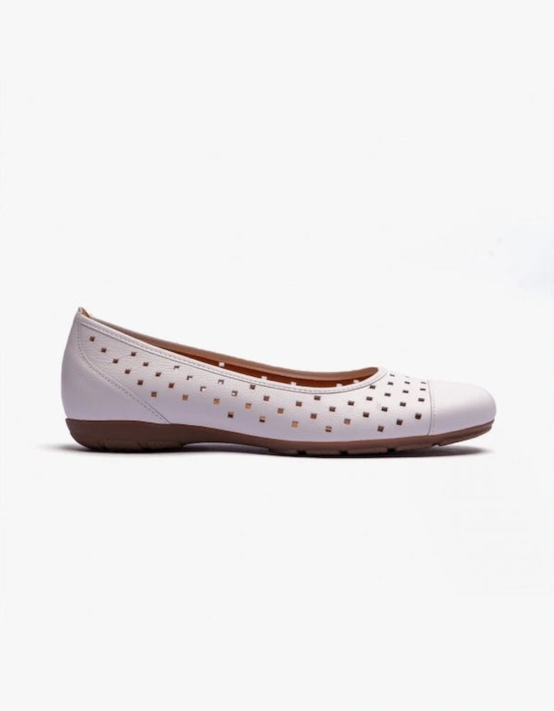 RUFFLE Womens Leather Ballet Flats White