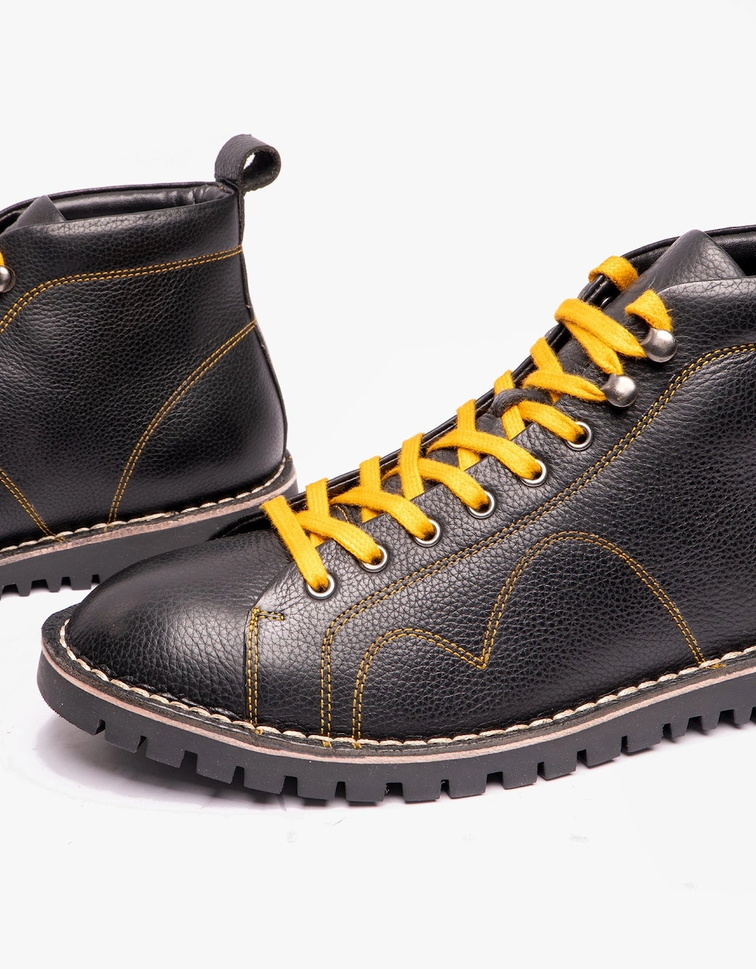 1961-BLK-L MOD Mens Boots Black