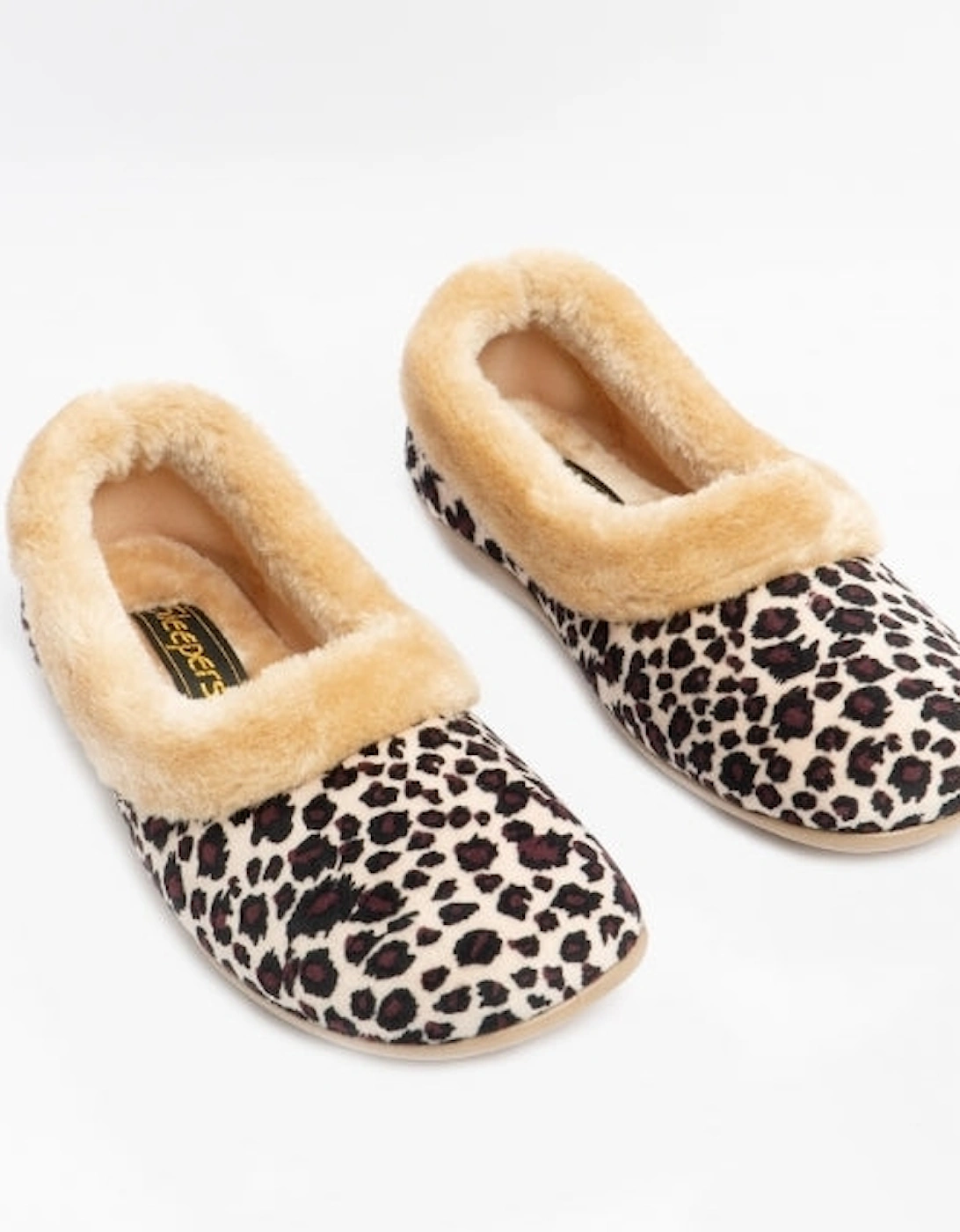 PENNY Womens Full Slippers Leopard Print