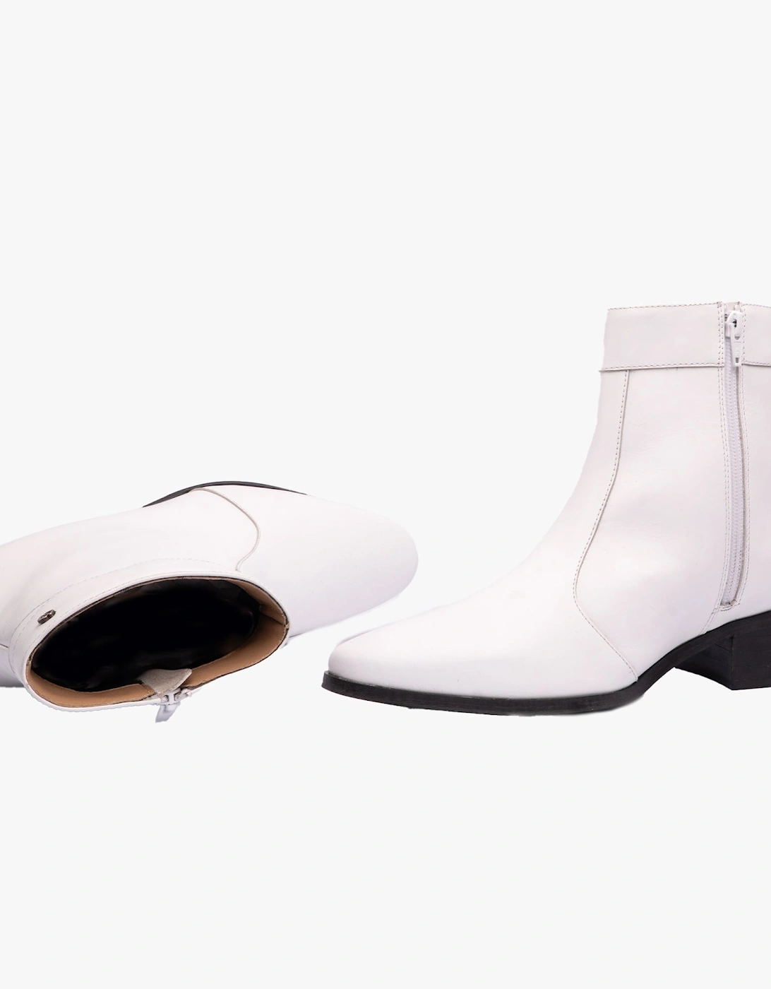 CAESAR Mens Cuban Heel Boots White