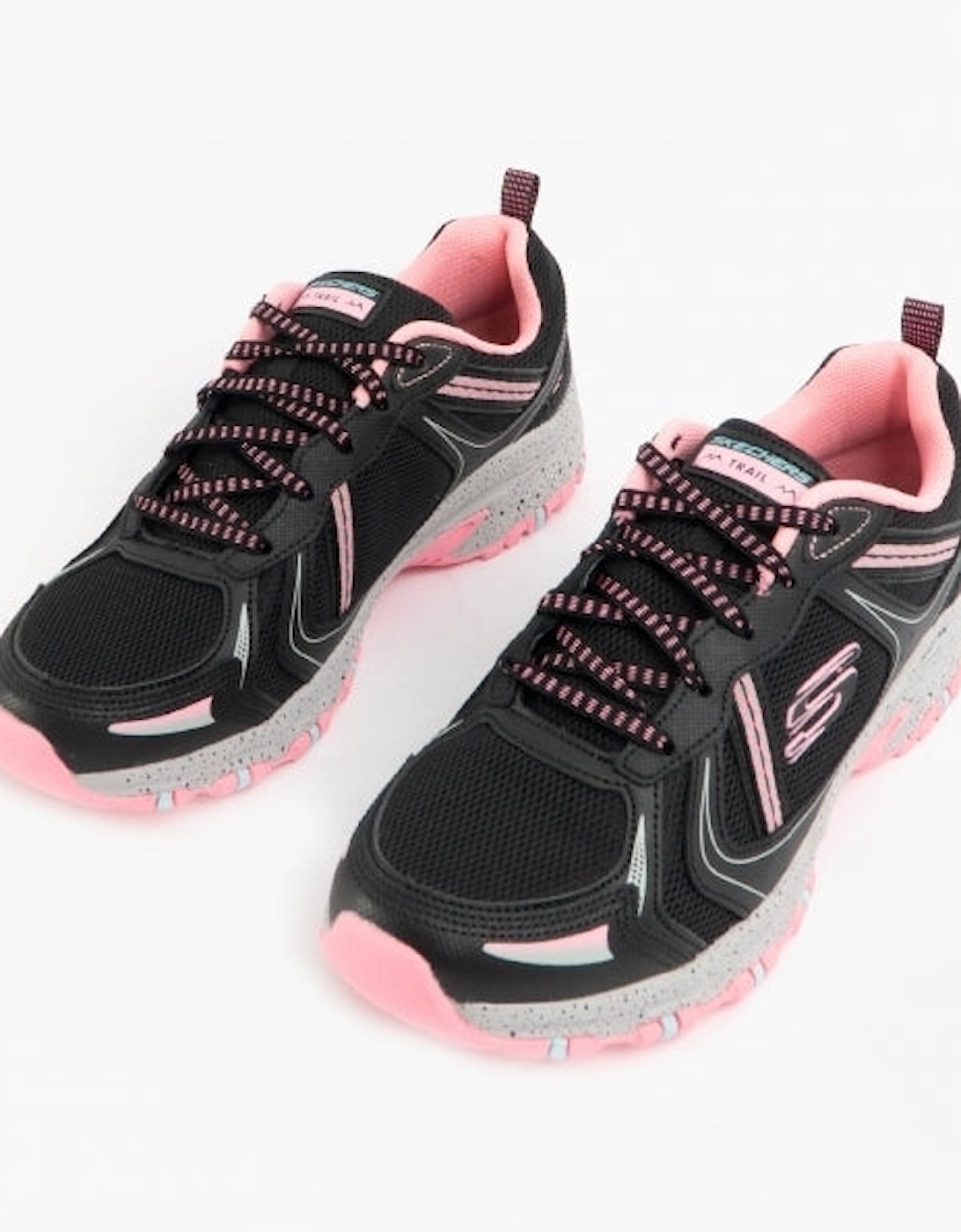 149820/BKHP HILLCREST VAST ADVENTURE Womens Trainers Black/Hot Pink