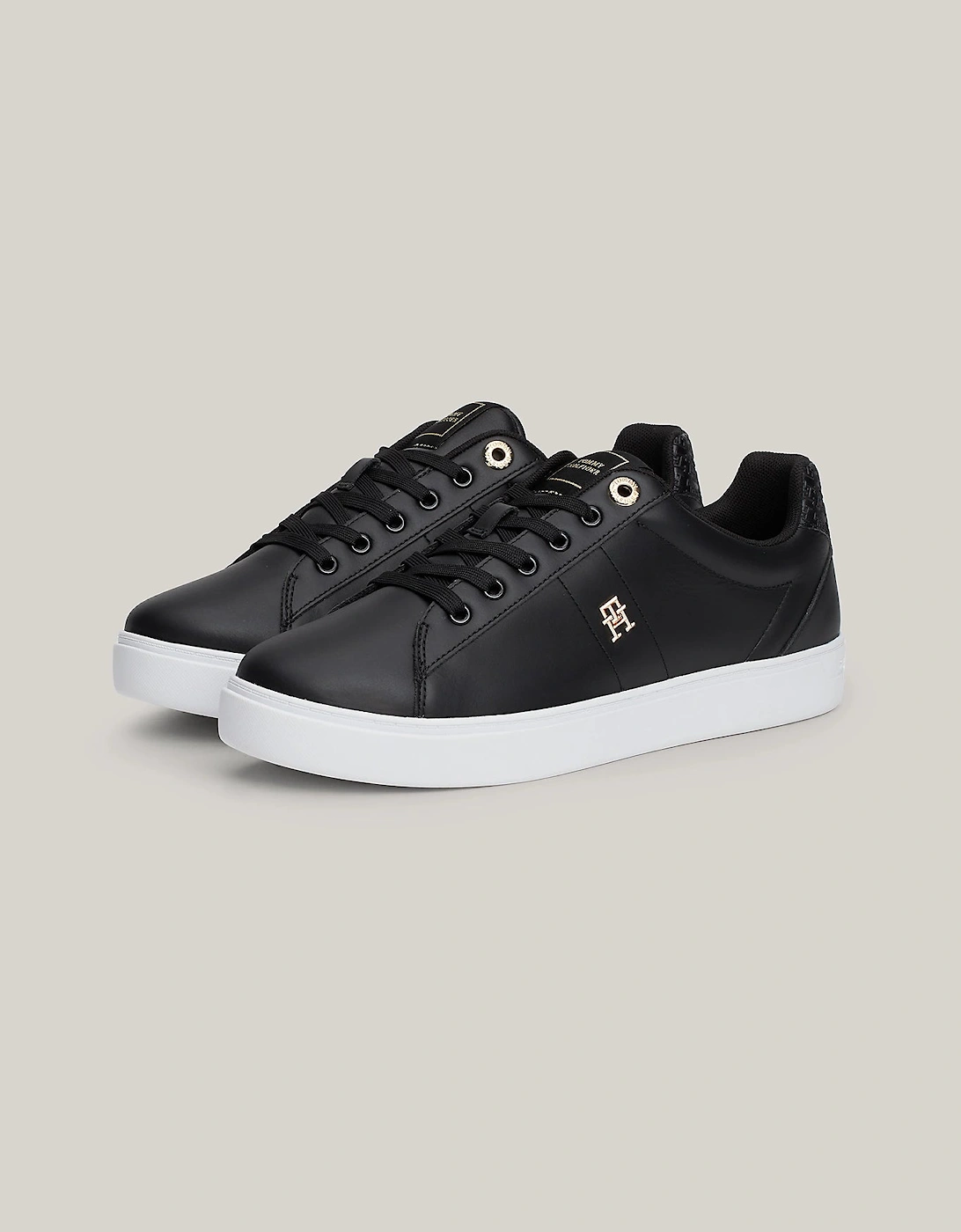 ELEVATED ESSENTIAL Womens Trainers Black