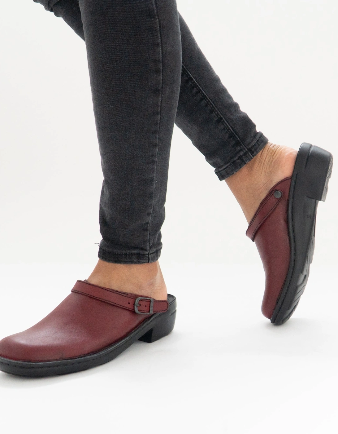 BETSY Womens Leather Mule Clogs Hibiscus