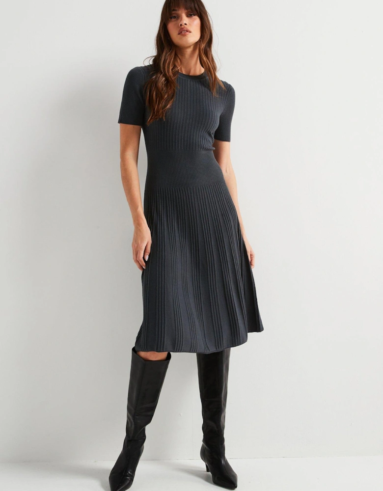 Merino Short Sleeve Dress - Dark Grey