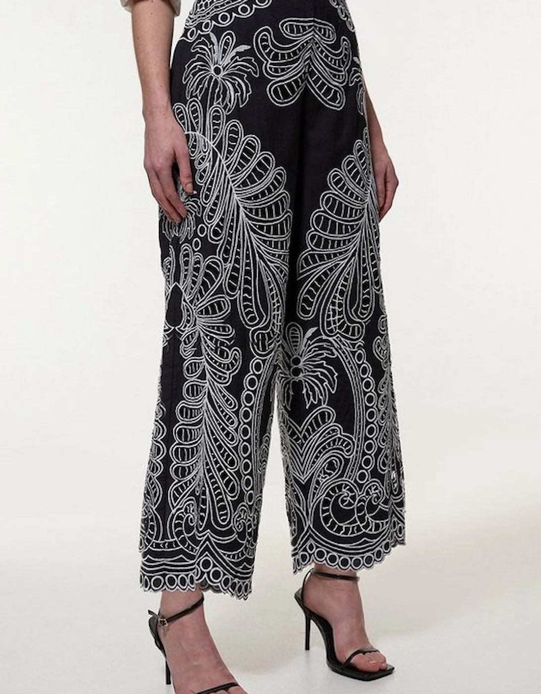 Linen Cutwork Embroidery Woven Trouser