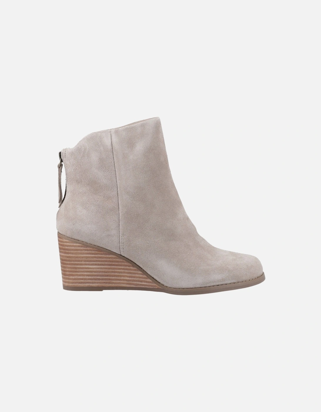 model Casey Ankle Boot Female in Natural