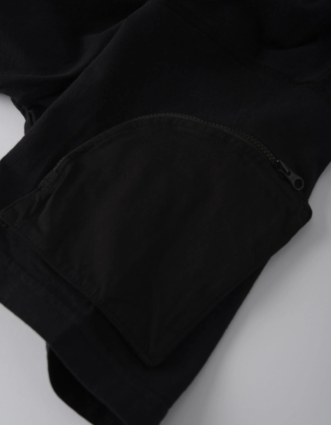 Zip Pocket T-Shirt Black