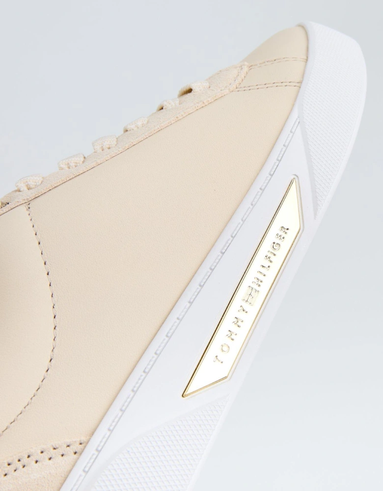 Court Logo Trainer - White