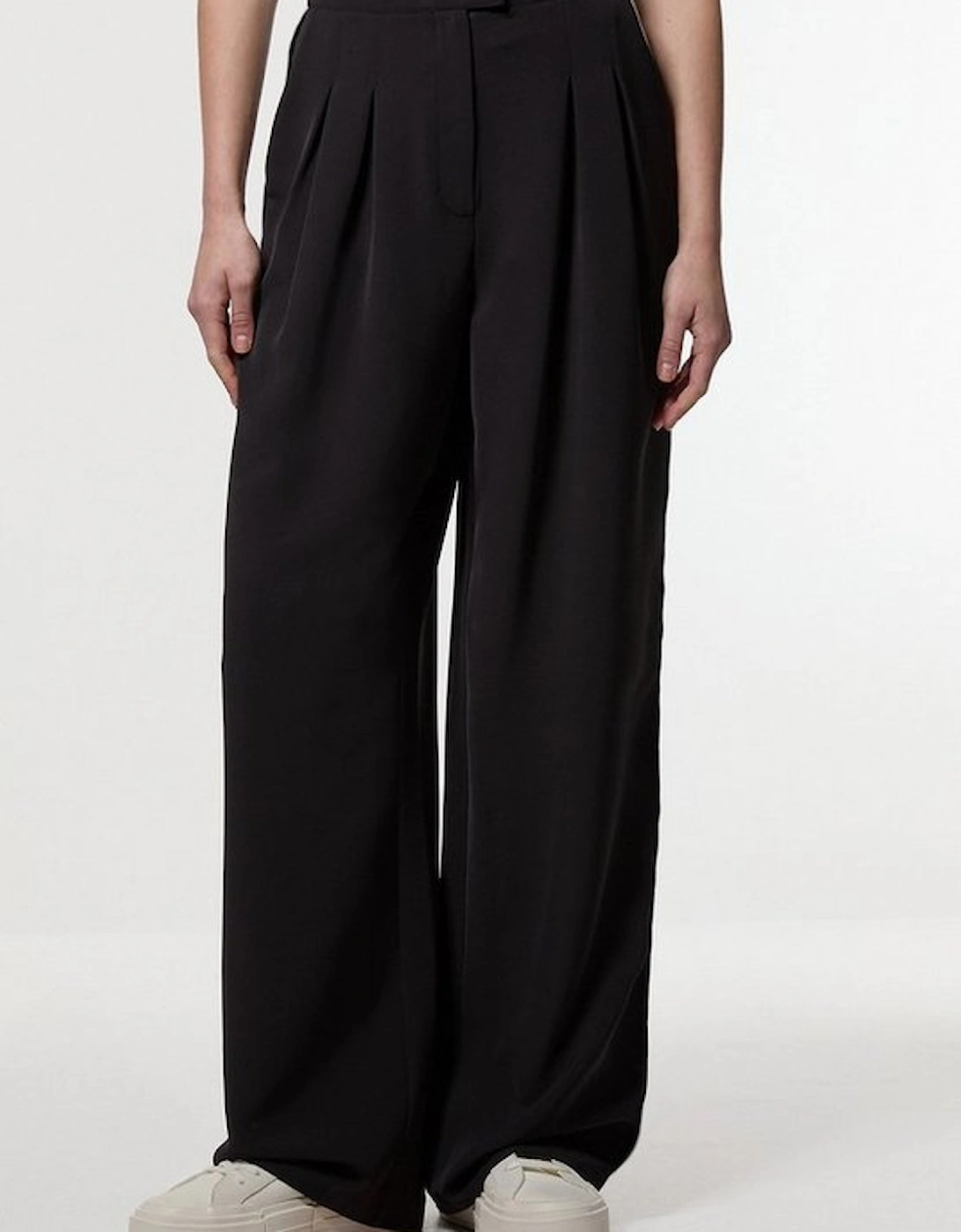 Tall Soft Tailored Contrast Tipped Wide Leg Trouser